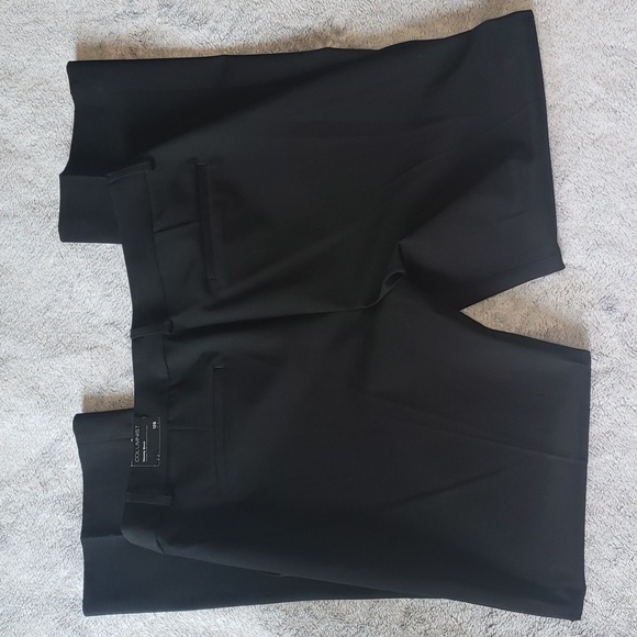 Express Columnist Barely Boot Mid Rise Black Pant 12 Short NWT - Picture 9 of 11